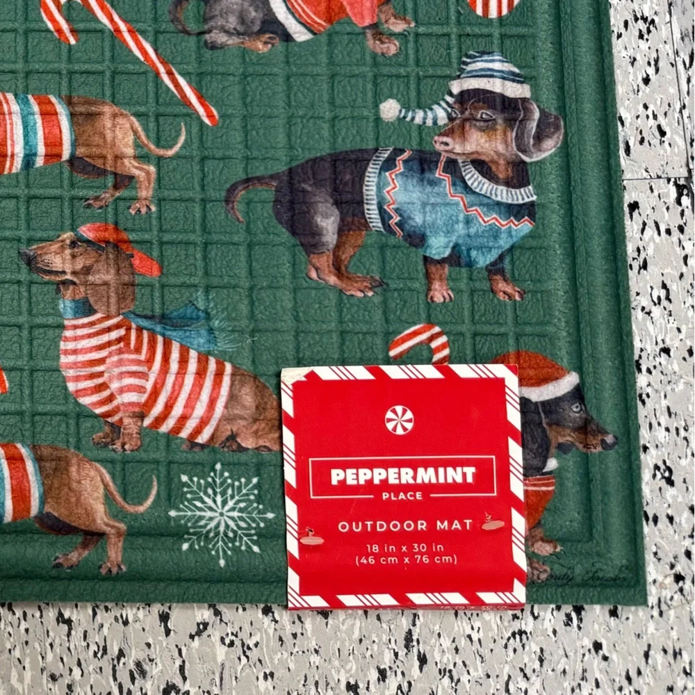 Festive Dachshund Christmas Doormat 18x30